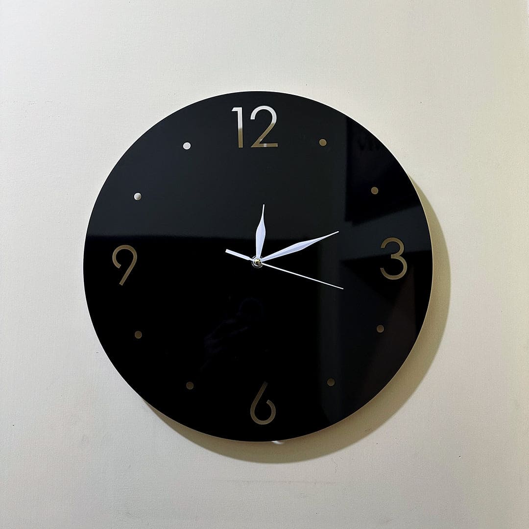 Simple Circle Acrylic Wall Clock